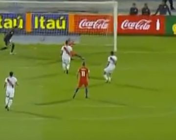 El jugador del Bayern Munich se perdió una chance imposible