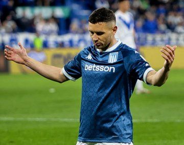 Maravilla Martínez alcanzó los 50 goles en Racing: va tras los pasos de Diego Milito