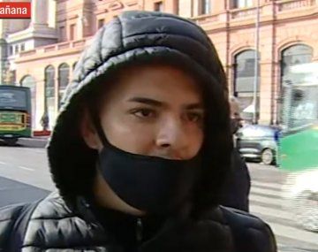 Video: le robaron a un joven en Constitución y el hecho salió en vivo