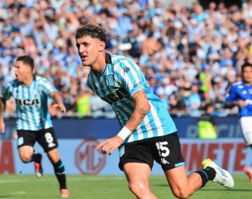El golazo de Martirena para el 1-0 de Racing ante Cruzeiro