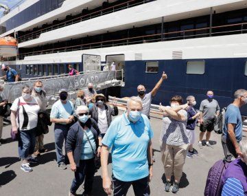 Llegó el primer crucero al puerto de Buenos Aires tras la apertura de fronteras