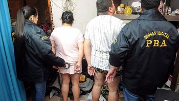 La Narco Bruja y su novia, La Pelo Duro, al momento de ser detenidas La Narco Bruja y su novia, La Pelo Duro, al momento de ser detenidas