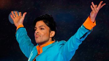 cremaron los restos de prince en una ceremonia privada cremaron los restos de prince en una ceremonia privada