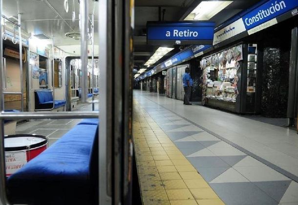 Al mediodía vuelve a funcionar la línea C, pero amenazan con paros en otros ramales