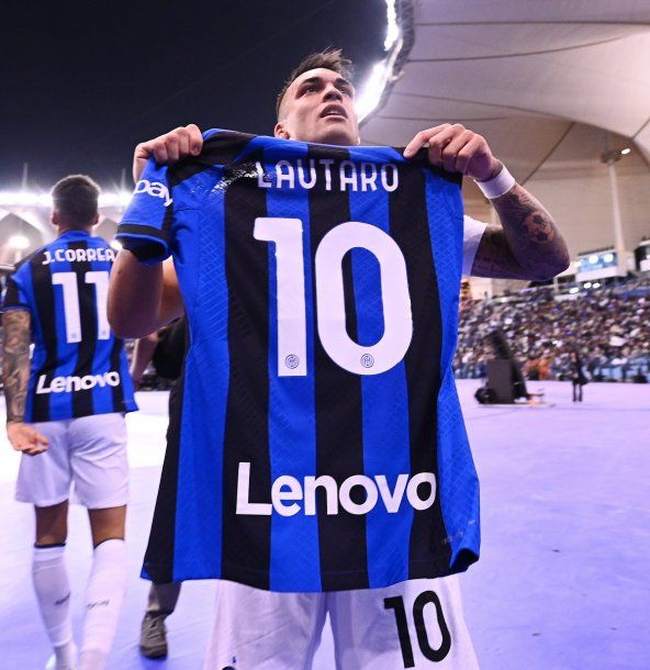 El golazo de Lautaro Martínez en el triunfo del Inter en el clásico por la Supercopa de Italia