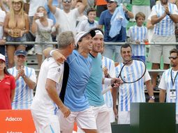 Carlos Berlocq y Leo Mayer ganaron el dobles ante Italia Carlos Berlocq y Leo Mayer ganaron el dobles ante Italia