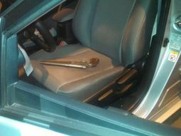 dudas en el relato del medico justiciero y la posicion del arma del delincuente dudas en el relato del medico justiciero y la posicion del arma del delincuente