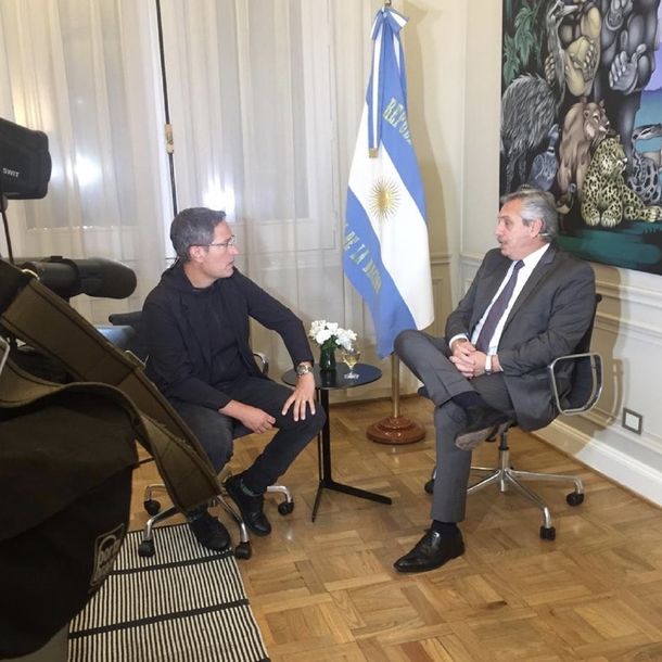 Tom&aacute;s M&eacute;ndez del programa ADN de C5N fue recibido por Alberto Fern&aacute;ndez en Casa Rosada para hablar de la pandemia de coronavirus