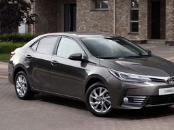 renovacion desde rusia: toyota lanzo su modelo insignia renovacion desde rusia: toyota lanzo su modelo insignia