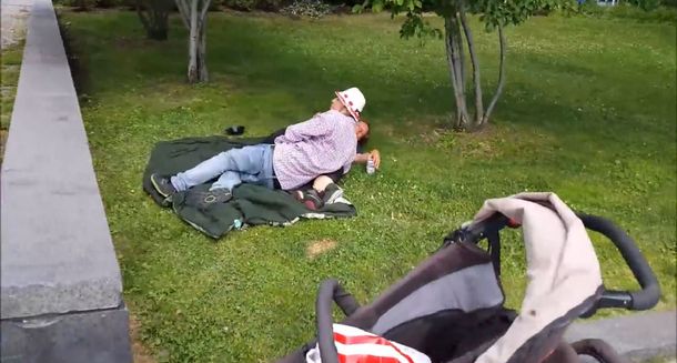 VIDEO: Querían tener sexo en un parque, pero los atraparon