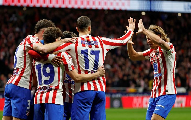 Golazo de Julián Álvarez para el 4-0 de Atlético ante Barcelona por Copa del Rey