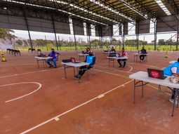 Por la pandemia, la Ciudad adelantó por decreto las vacaciones de los docentes