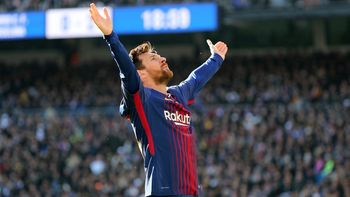 llora cristiano: gol y doble record de lionel messi ante el real madrid en el bernabeu llora cristiano: gol y doble record de lionel messi ante el real madrid en el bernabeu
