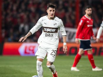 Independiente cayó de local con Platense, que tuvo el reestreno de Martín Palermo