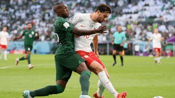 polonia le gano 2 a 0 a arabia saudita y le mete presion a argentina polonia le gano 2 a 0 a arabia saudita y le mete presion a argentina