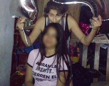 Está sin trabajo y pidió ayuda para festejar los 15 de la hija: donará lo que le sobró a otras chicas necesitadas