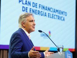 Córdoba: Martín Llaryora anunció que se podrá pagar la luz en cuotas