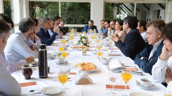 macri anunciara un paquete de medidas sociales desde olivos macri anunciara un paquete de medidas sociales desde olivos