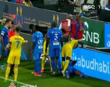 Cristiano fuera de control: fue expulsado y amagó con pegarle al árbitro
