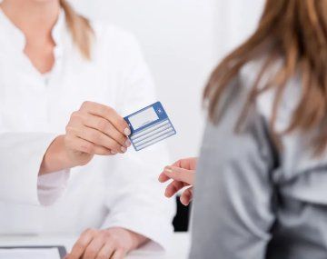 El Gobierno se reunió con las prepagas para que bajen las cuotas
