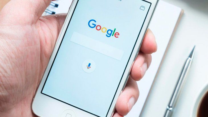 Google podría pagarle a Apple 15.000 millones de dólares para seguir en los iPhone