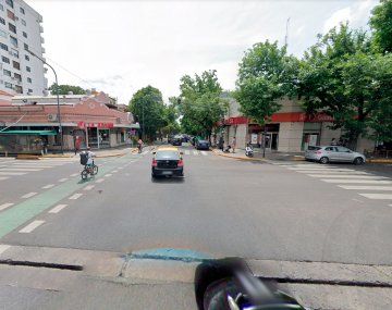 Un hombre golpeó a dos mujeres con un palo en plena calle en el barrio de Belgrano