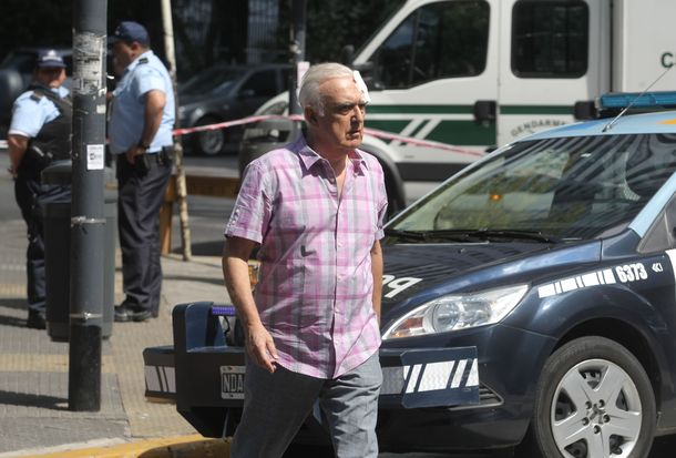 Dos detenidos por la salidera bancaria a Carlos Ruckauf en Palermo