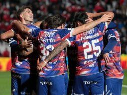 Unión goleó 4-0 a Instituto en Córdoba, por el Torneo Clausura 2025