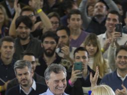Marcos Peña, Mauricio Macri y Elisa Carrió