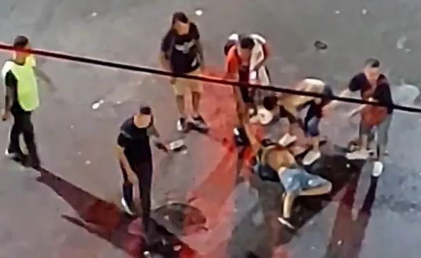 Un empleado de seguridad noqueó a un joven en el show de La Renga: el fanático se encuentra en terapia intensiva