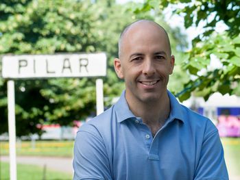 Ajuste para todos menos para uno en Pilar: Ducoté se aumentó el sueldo