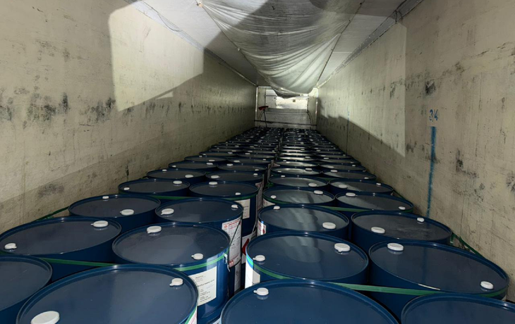 Peligro en la frontera: trasladaban 35 toneladas de químicos peligrosos y fueron detenidos en Salta