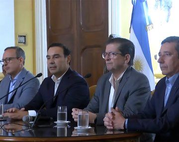 El gobernador de Corrientes dio una conferencia por el caso Loan: qué dijo