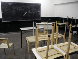 docentes bonaerenses, al paro y los portenos analizan la oferta docentes bonaerenses, al paro y los portenos analizan la oferta