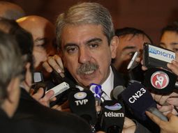 anibal: las paritarias libres no van a existir con macri anibal: las paritarias libres no van a existir con macri