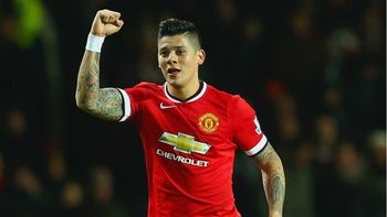 como no lo dejaron viajar con la seleccion, marcos rojo disfruta con su familia en disney como no lo dejaron viajar con la seleccion, marcos rojo disfruta con su familia en disney
