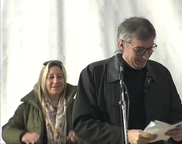 Chicana y broma de Máximo: Voy a usar los lentes...