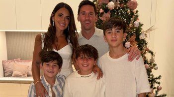 Lionel Messi, Antonela Roccuzzo y sus tres hijos: Ciro, Mateo y Thiago. Lionel Messi, Antonela Roccuzzo y sus tres hijos: Ciro, Mateo y Thiago.