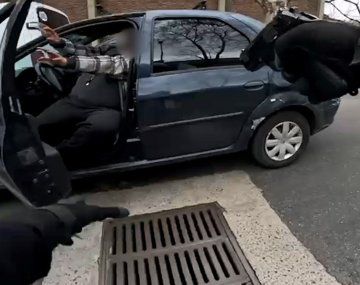 Persecución en Pompeya: robó un auto y terminó detenido a las pocas cuadras