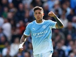 golazo de enzo fernandez en manchester city: tremendo tiro libre ante sunderland golazo de enzo fernandez en manchester city: tremendo tiro libre ante sunderland