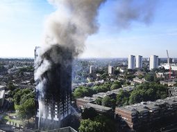 Vecinos ya habían alertado por la falta de prevención en la torre incendiada en Londres