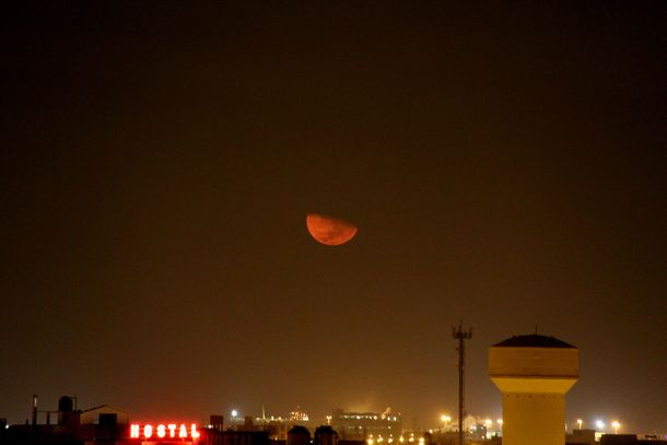 La #LunaRoja en todo el mundo