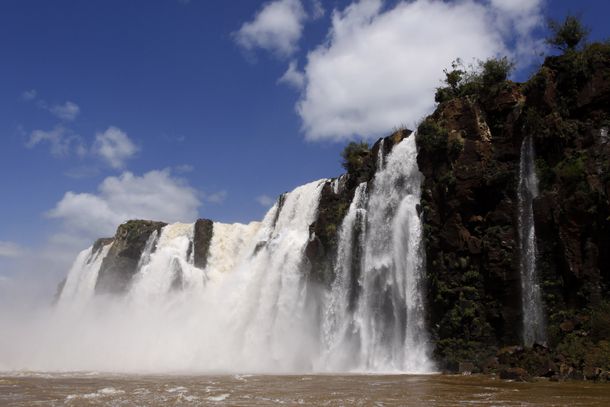 Las Cataratas del Iguazú despiden el 2015 con un récord histórico de visitas