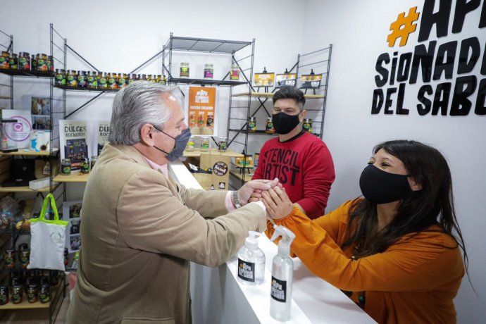 Alberto Fernández de recorrida por Hurlingham: Ahora la producción y el trabajo son posibles