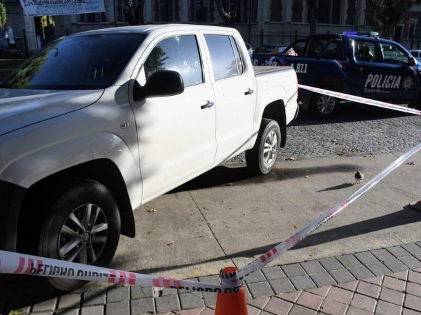Rosario: un hombre fue atacado a balazos cuando dejaba a su hijo en la escuela