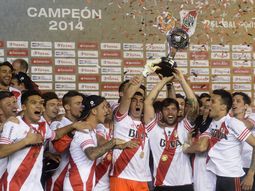 la ch... me voy a dormir: el tuit euforico de cavenaghi la ch... me voy a dormir: el tuit euforico de cavenaghi