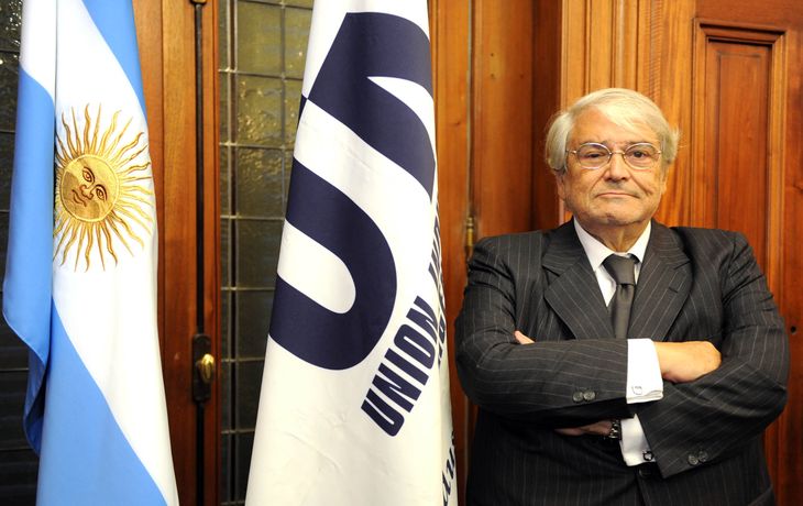 Héctor Méndez: La devaluación sola no sirve