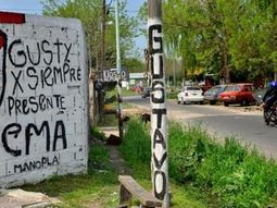 El recuerdo de para de los chicos que se quitó la vida.