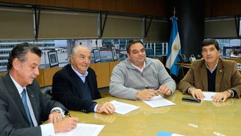 comercio logro la primera adecuacion de la paritaria: acordo un 10% extra comercio logro la primera adecuacion de la paritaria: acordo un 10% extra