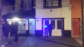 otra amenaza barrabrava a maxi rodriguez: ahora balearon la casa de su abuela otra amenaza barrabrava a maxi rodriguez: ahora balearon la casa de su abuela